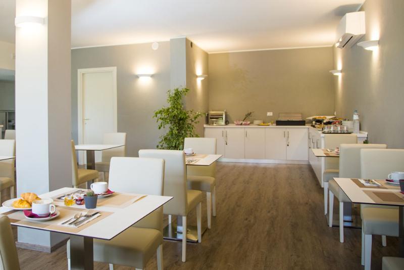 San Martino Hotel Wellness Рипарбела Екстериор снимка